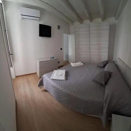 Luxury 1 Συρακούσες